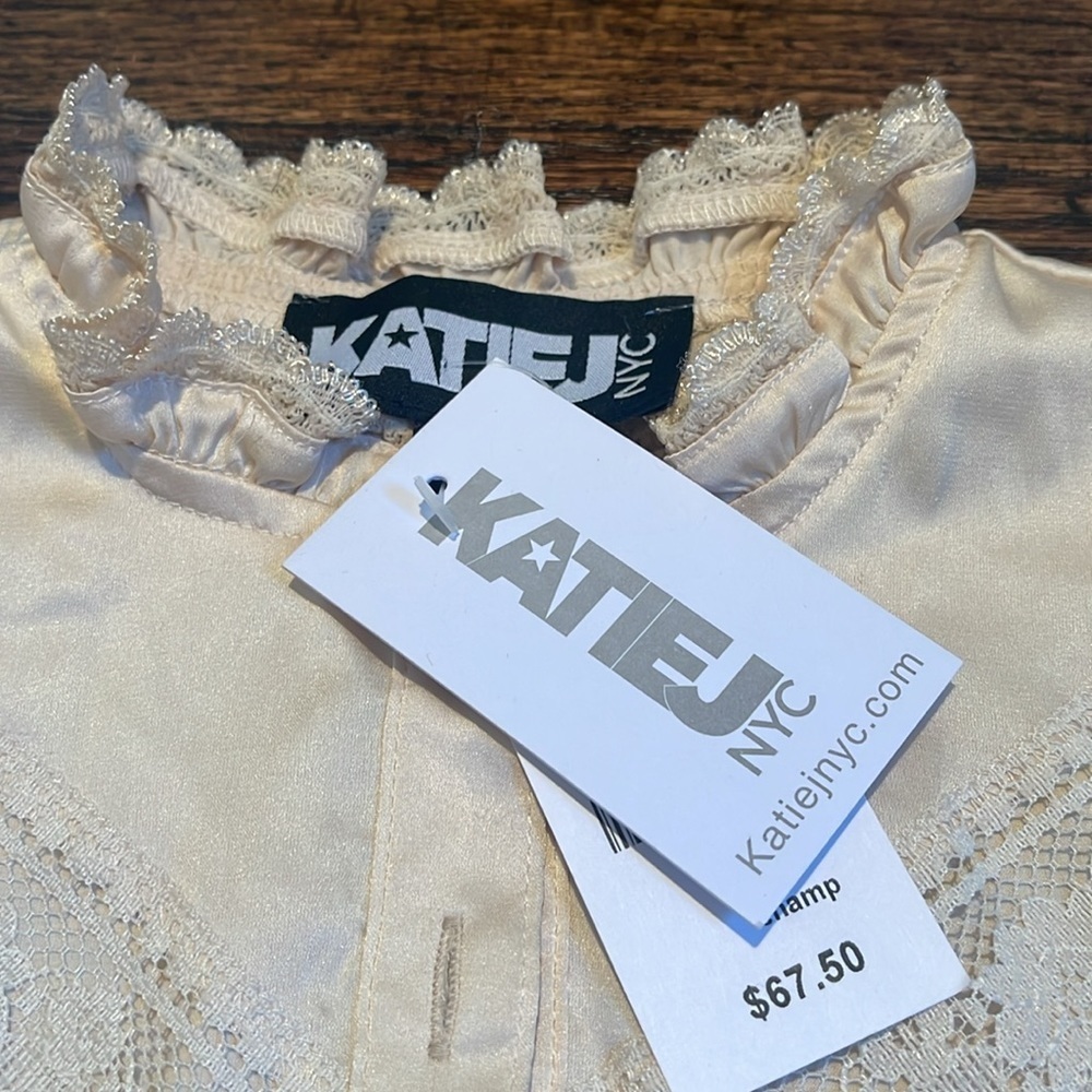 Katie J size small button down top for little girls. - Picture 3 of 8